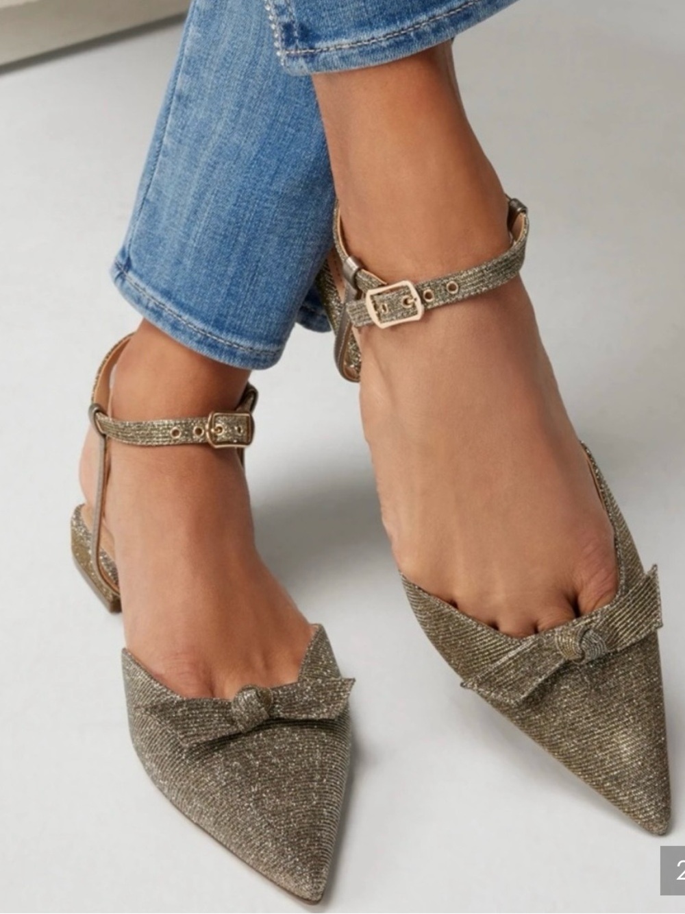 White House Black Market Sparkle Closed Toe Flats, Bronze, Size 7.5 Never worn